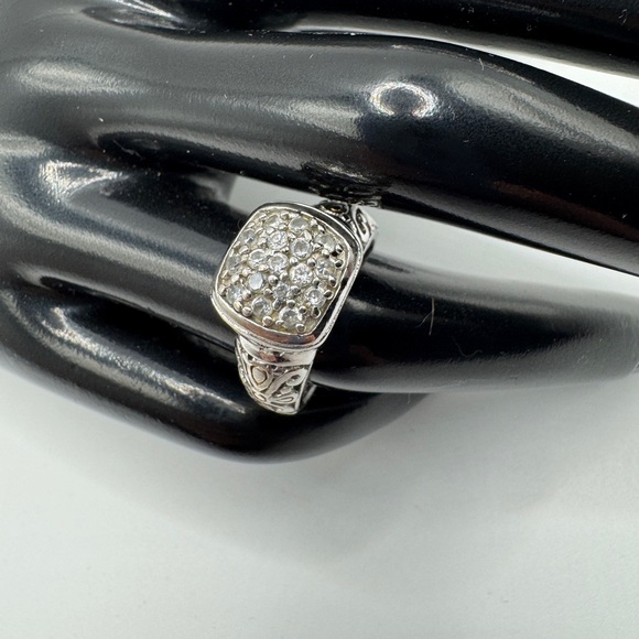 Vintage-Style Sterling Silver Ring with Pave Setting - Size 7 - Picture 4 of 16